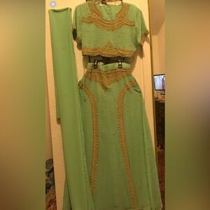 Sari palace two piece dress size M-L